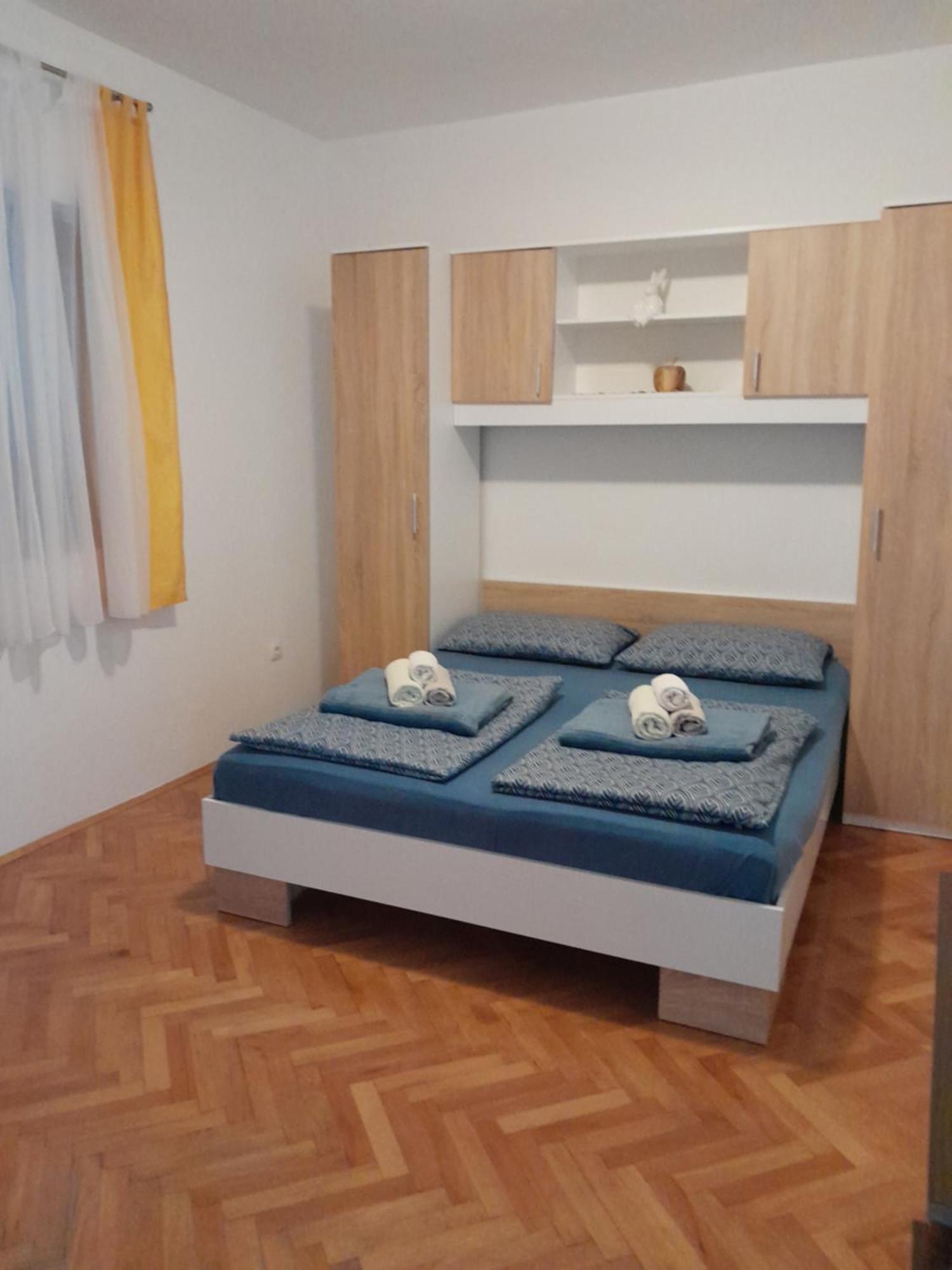 Apartman Larus スタリグラード エクステリア 写真